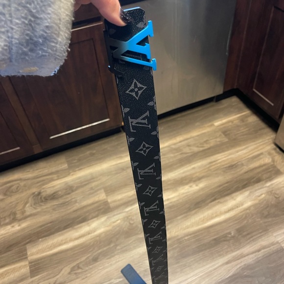 Louis Vitton Belt - Picture 3 of 6